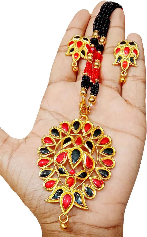 Assamese_Traditional_Gold_Plated_Red_Black_Colour_Tassel_Jewellery_Set_For_Women